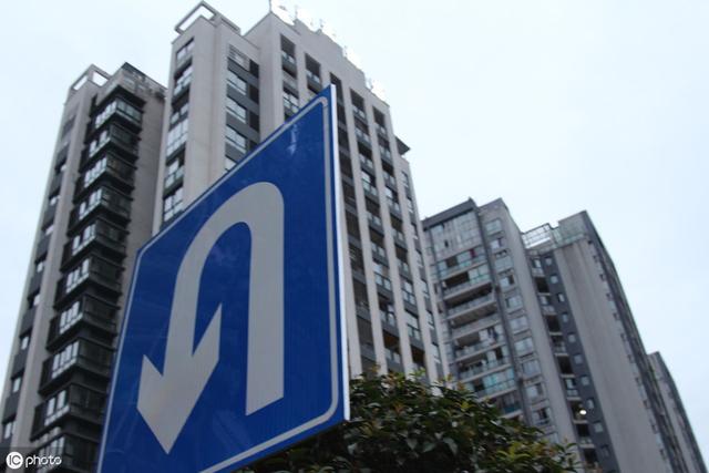 楼市红线紧绷，房价上涨露头就打，经济参考报再度发文房住不炒