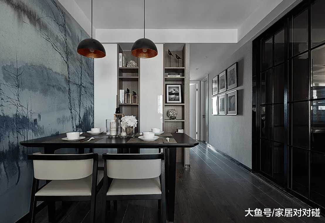 媳妇硬是打通沙发墙, 设透明隔断! 完工后我懵了, 全屋真心大气!