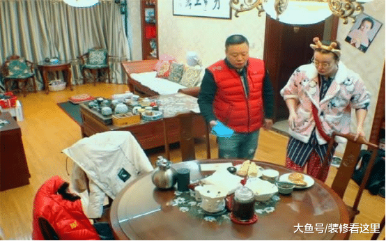 搞怪少女傅园慧的房子, 整体装修很复古, 一看就知道是东方房子