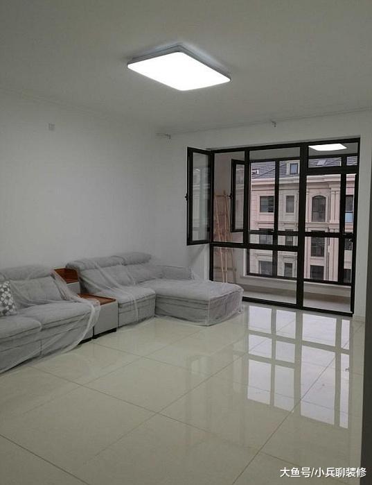 晒晒我的婚房，也就比毛坯房强一点，估计你都没见过这么寒酸的！