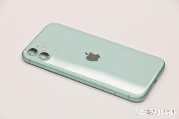 iPhone 11系列价格全系崩盘 惊喜拍照敌不过革新的安卓阵营？
