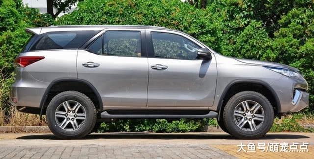 丰田“小霸道”，比路虎更帅气，消费者：想买这款车型