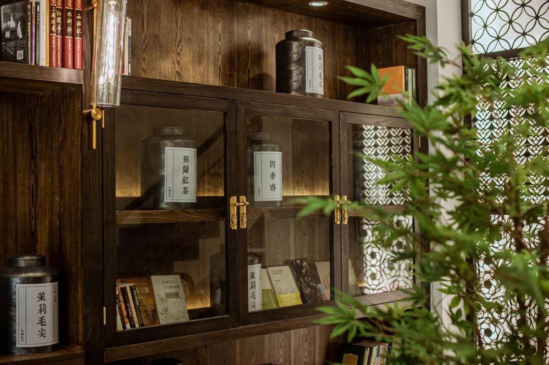 每人2杯，天天送，北京路漏奶的牛乳茶，就在4层楼高小别墅