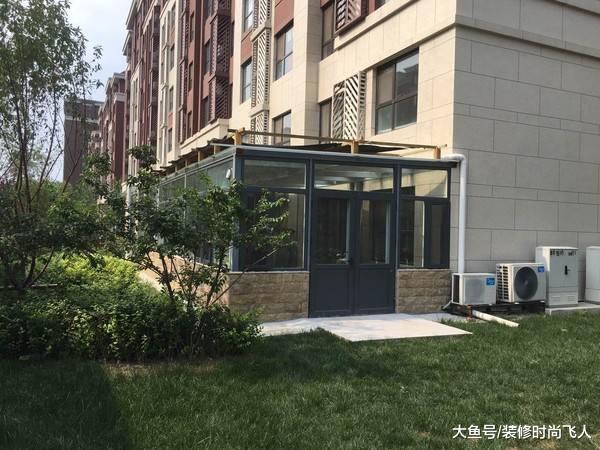 为什么有钱人买房都抢着买一楼？售楼小姐说漏嘴，听完懊悔才发现