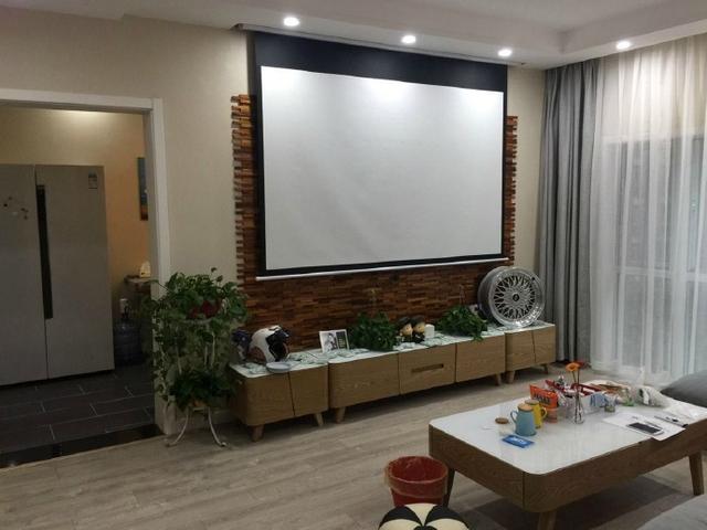 晒晒亲戚刚入住的新房，头次见餐桌放玄关，特喜欢客厅不输人！