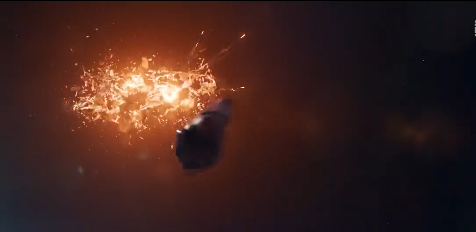 《惊奇队长》讲了啥，这个翻转局面的女人到底是谁？