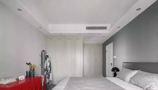 晒晒121平四居室装修实例，玄关地砖极少见，却十分漂亮又耐脏