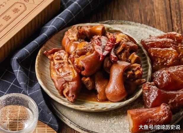 「亚硝酸盐」隔夜饭“致癌”？专家提醒：这4种菜不能隔夜，其它的放心吃