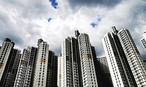 市场面临寒冬，开发商却拼命建房？高负债的房企只能向前