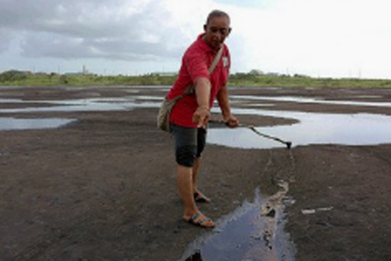 |世界上最奇葩湖泊，没有水环境差但游人趋之若鹜