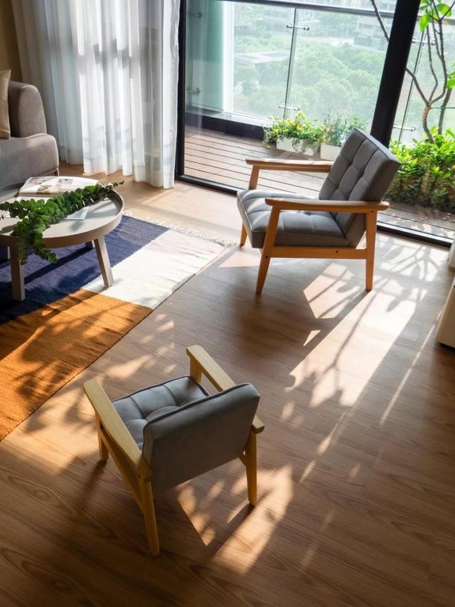 頭次見聰明人在陽臺上砌洗衣池，開始被人笑話，裝完都跟著學