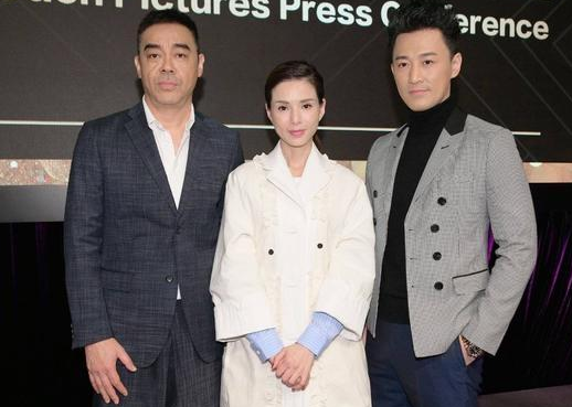 “姑姑”李若彤和小12岁林峯合照无年龄差