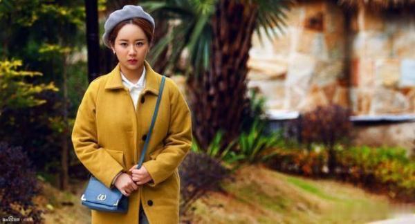 杨紫必须减肥！这腿真配不上脸，100斤的肉全长腿上了！