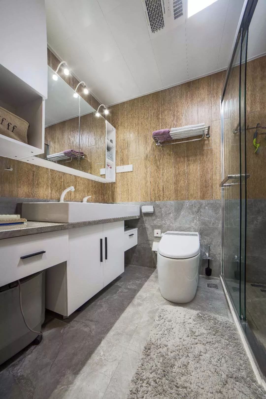 卫生间吊顶，除了铝扣板，还能怎么办？