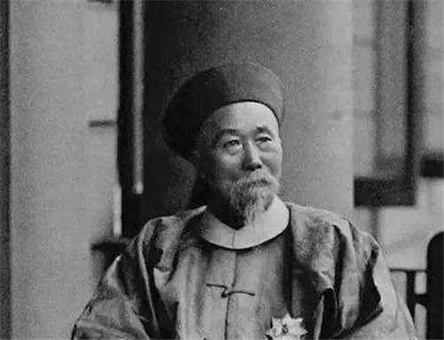 李鸿章：李鸿章去世前，曾泣血告诫后人：中国要想强大必先灭此国，它是谁