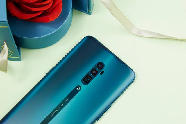 别光拿着Reno不会拍，优质男友不愿透露的拍摄技巧了解下