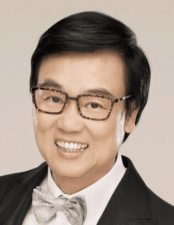 湾仔之虎陈耀兴, 曾帮梅艳芳出气, 遭人报复去世于车内。