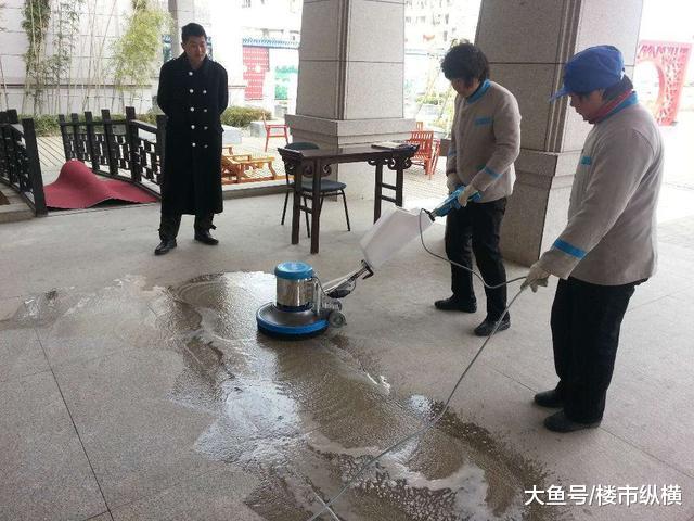 那些轰走物业的小区，现在怎么样了？房价让人大跌眼镜！