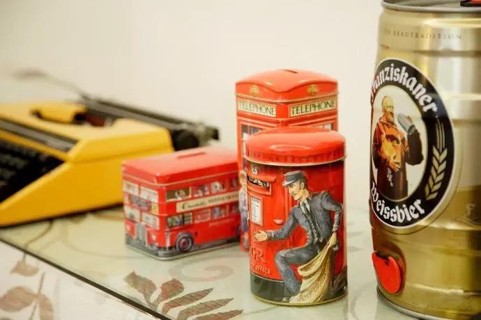 现代90后老广人的 简约小户型家居 老广的年轻气息