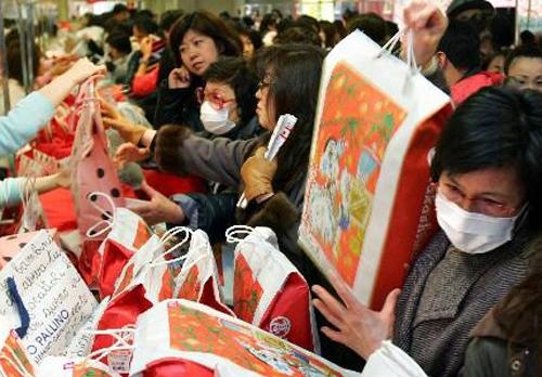 中国价格“低廉”的护肤品走进日本遭“疯抢”，网友直呼：不可思议