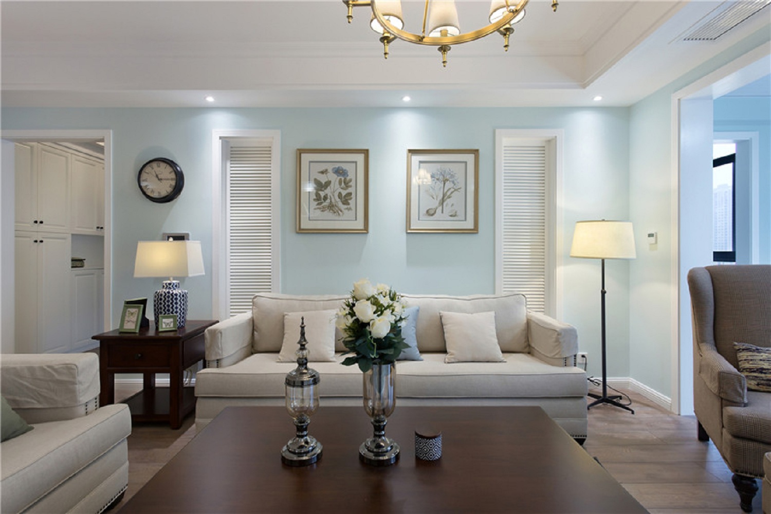 清爽简约美式3房2厅装修图，客厅沙发背景墙的设计真好看！