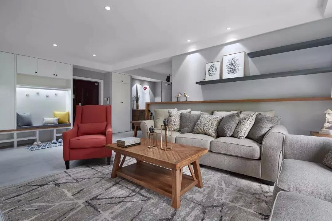 一波简约的灰色漆刷墙面客厅，设计简单又亲民！