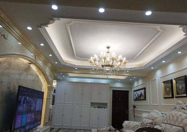 新房是老公找他同学做的，全包的，花了18万吧，大家觉得贵吗？