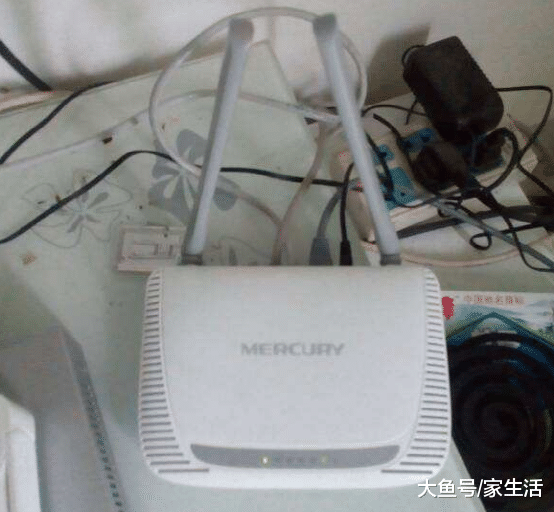 為什么家里百兆網速有時也很慢？問完師傅，才知沒打開它