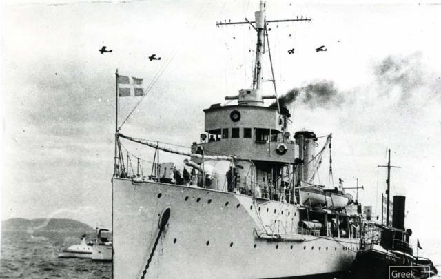 原中国“飞鸿”号巡洋舰的悲剧一生：二战中遭意大利潜艇非法击沉