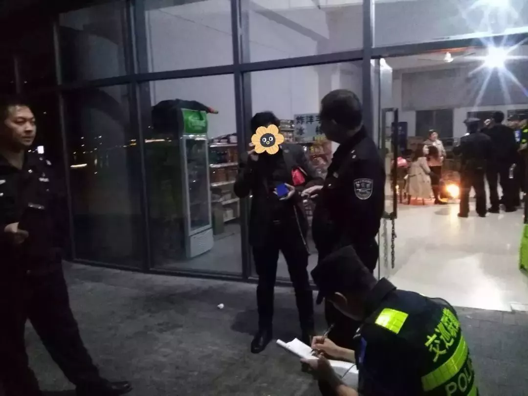 巡查途中，他竟然飞身跳湖！真相原来如此……