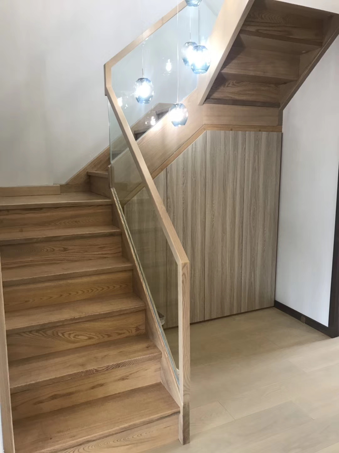 上海花园简约装修完工图 简洁，舒适，自然，也比较的接地气