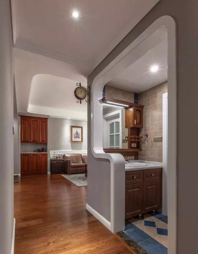 洗手台这样装，实用又大方