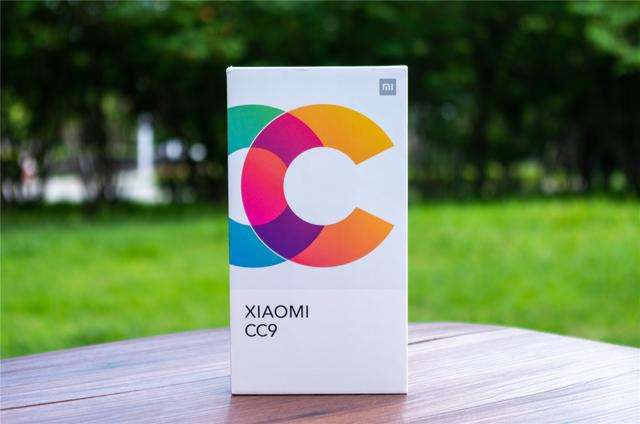 买手机的再等等，7月即将发布三款新机，绝对有你适合的一款！