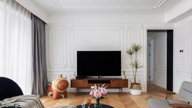 装修吊顶打算用石膏线？如今流行的Pu线更实用，耐用又环保