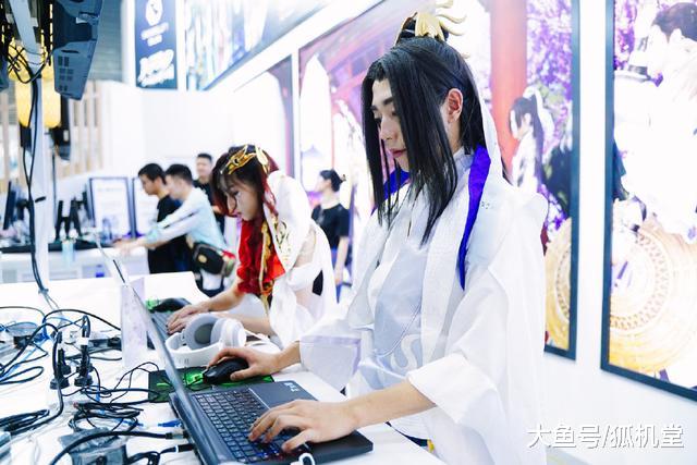 小米游戏本2019款：顶配i7-9750H＋RTX2060＋144Hz，想要的都有