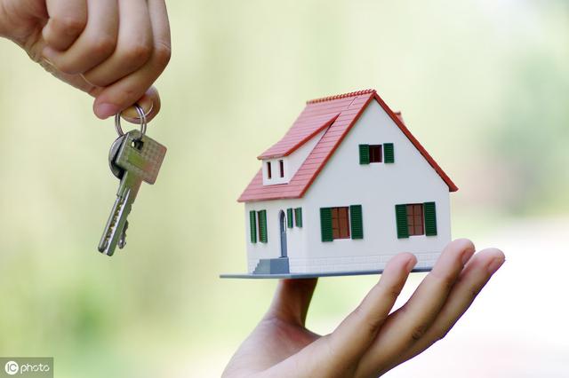 开盘即罄、连夜排队，四线城市房价超二线？|浙江购房者聚焦11.13