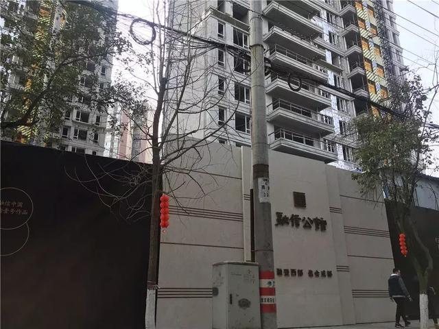 人氣足的融信公館，槽點也很足！精裝等承諾存疑