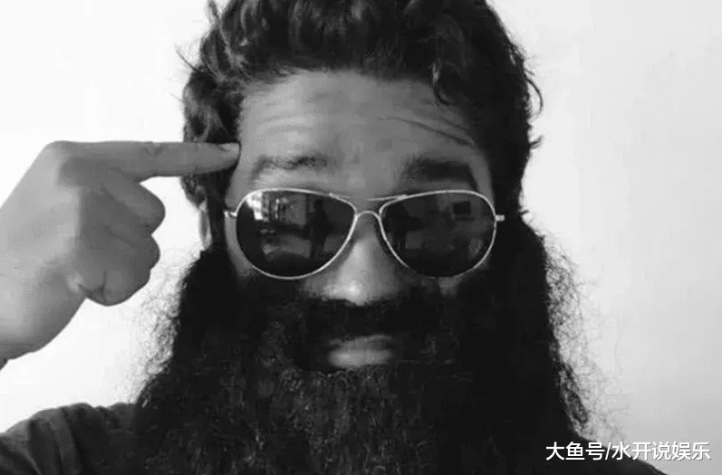 印度一27岁男子要状告父母：为什么没问过我，就把我生下来？