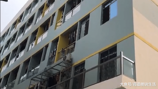 |女子住30多平米单身公寓，每月电费高达1000块，管理员：检修就断电