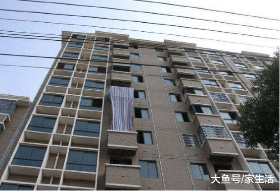 为什么买房不要选凸阳台房子？我家当初不听劝，入住就知坑