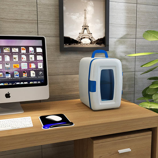 老式熨斗已淘汰，现都流行这种”熨衣神器“，打理皱衣快又好