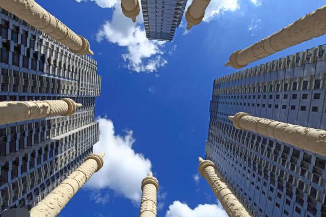 假如房价继续上涨, 你最不愿意看到的画面都会呈现给你