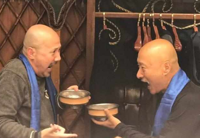 陈佩斯和腾格尔喝酒，让大家觉得颜值真的不低