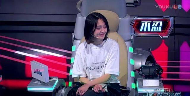 《这！就是铁甲》郑爽不再招黑，这个举动赢得了所有人尊重