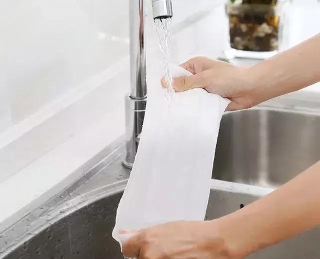 ＂一款全球上亿家庭都在用的“懒人抹布”！无需洗洁精，一抹就OK＂＂