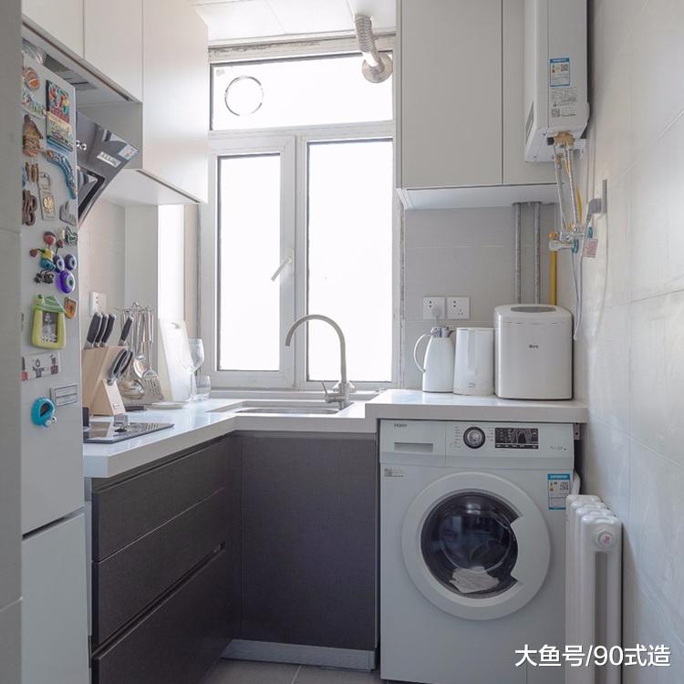 42平方，常规小户型，个性化布置，很时髦