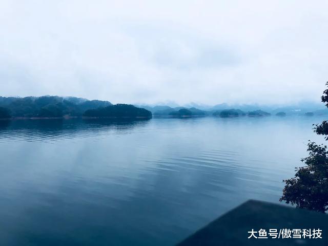 一个小县城，房价高的离谱啊，都快破2万了