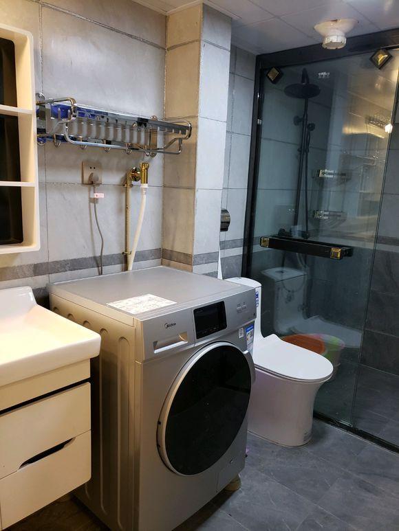 老婆坚持装吊灯, 木工花了1.6w, 完工效果惊艳, 朋友来参观倍有面