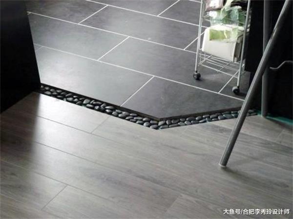 铺木地板太单调，现在家家装修流行这样铺，6种过渡拼接好看实用