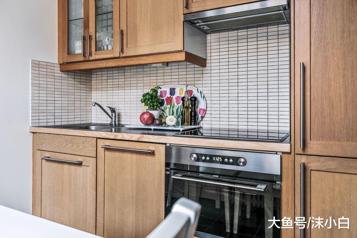 努力拼了9年，買下30平小戶型，朋友一進門就夸好看！忍不住曬曬